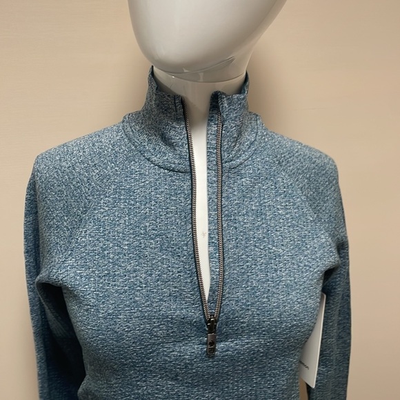 Lululemon Engineering Warmth 1/2 Zip - Picture 5 of 6